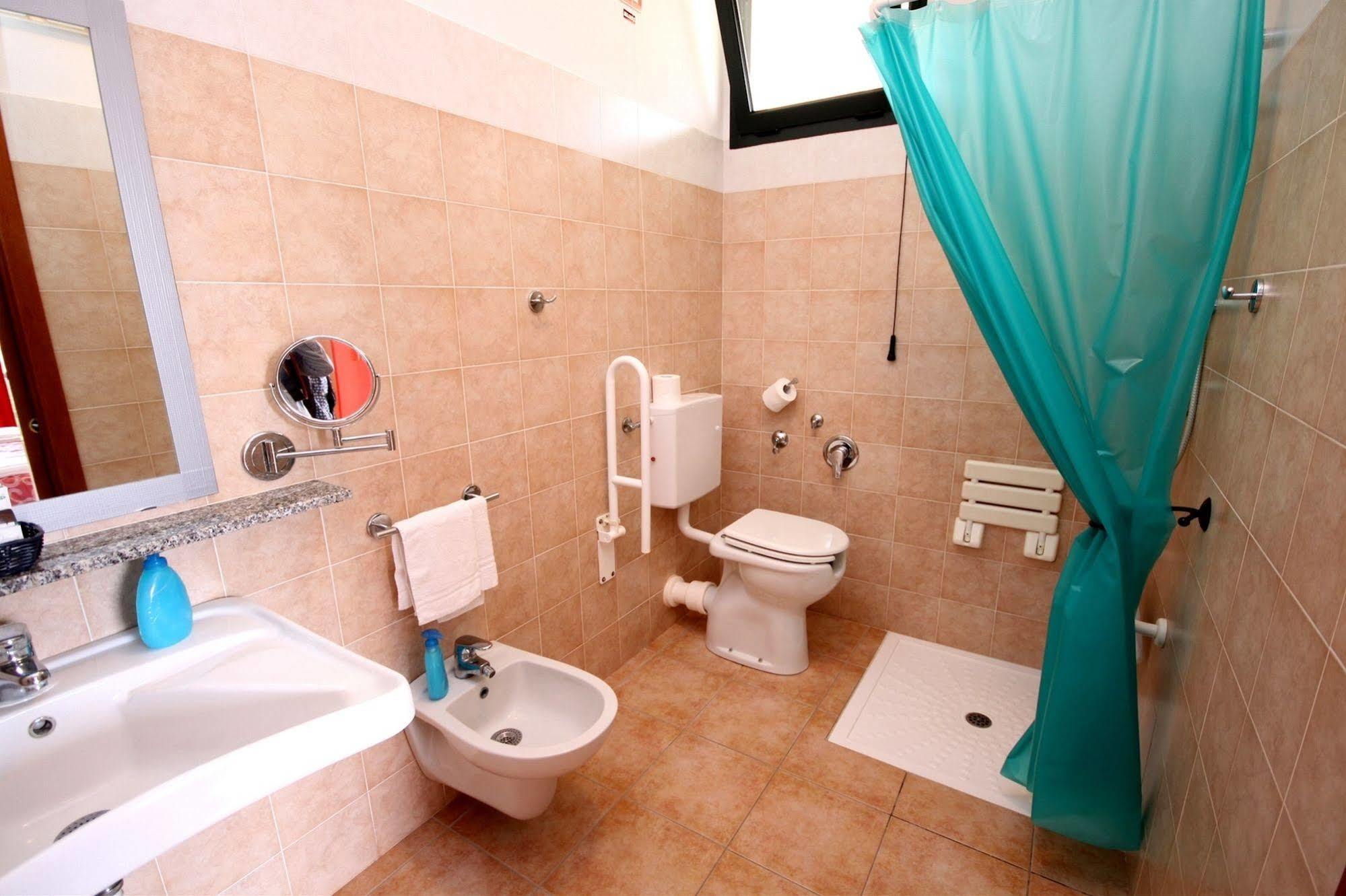Hotel Alguer Экстерьер фото